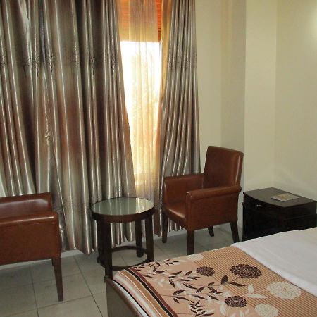 Amaris Hotel Kigali Exterior photo